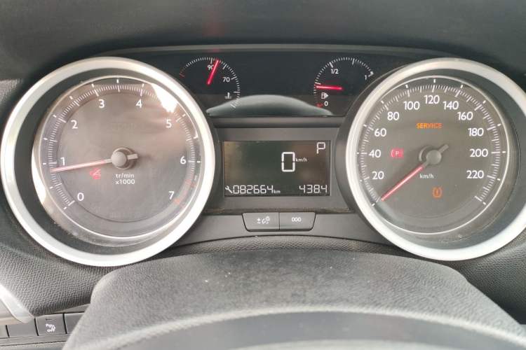 Used Peugeot 408 2015 1.2T Automatic Luxury Edition Instrument Cluster