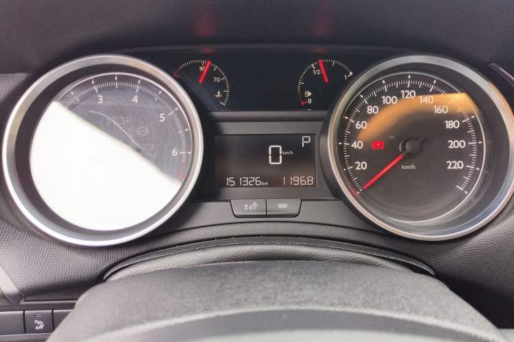 Used Peugeot 408 2015 1.2T Automatic Luxury Edition Instrument Cluster
