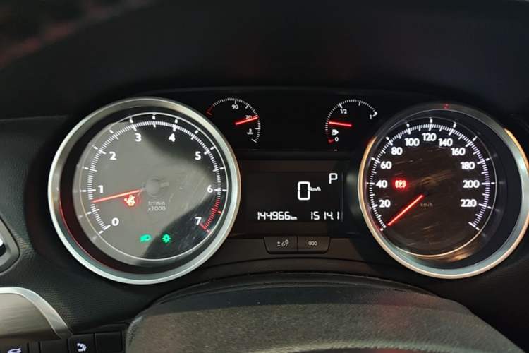 Used Peugeot 408 2015 1.2T Automatic Luxury Edition Instrument Cluster