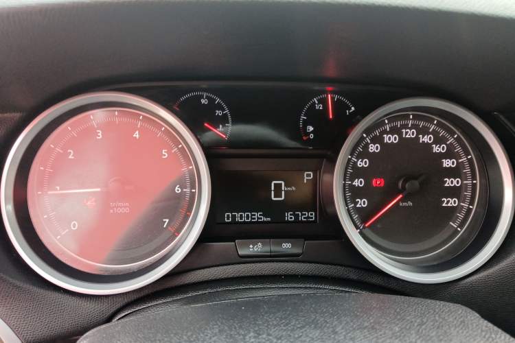 Used Peugeot 408 2015 1.2T Automatic Luxury Edition Instrument Cluster