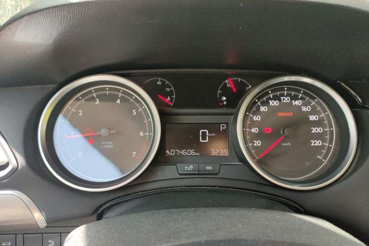 Used Peugeot 408 2015 1.2T Automatic Luxury Edition Instrument Cluster