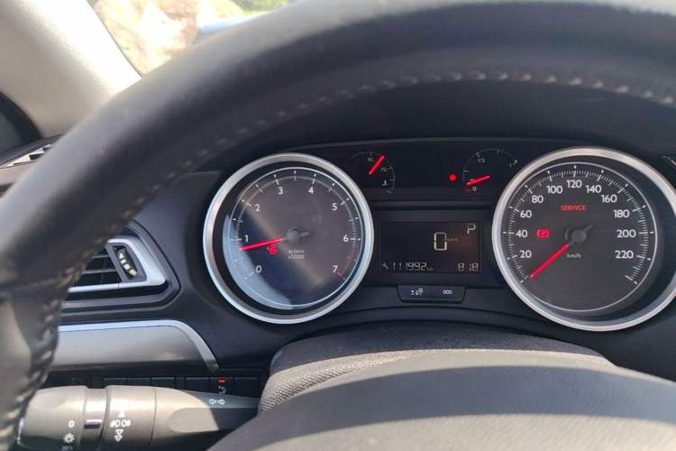 Used Peugeot 408 2015 1.2T Automatic Luxury Edition Instrument Cluster