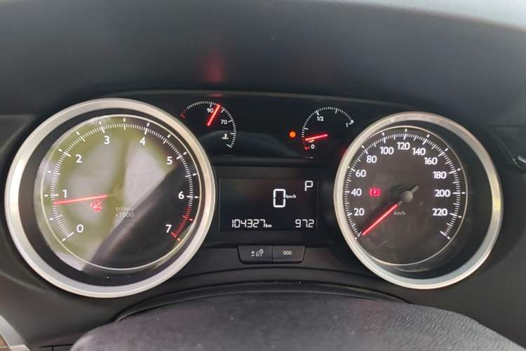 Used Peugeot 408 2015 1.2T Automatic Luxury Edition Instrument Cluster