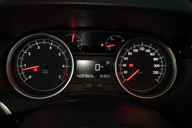 Used Peugeot 408 2015 1.2T Automatic Luxury Edition Instrument Cluster