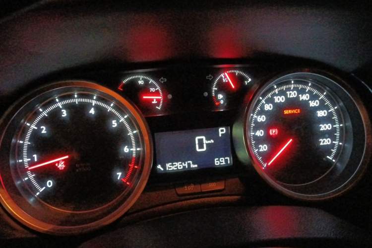 Used Peugeot 408 2015 1.2T Automatic Luxury Edition Instrument Cluster