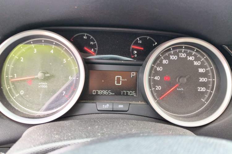 Used Peugeot 408 2015 1.2T Automatic Luxury Edition Instrument Cluster