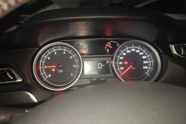 Used Peugeot 408 2015 1.2T Automatic Luxury Edition Instrument Cluster