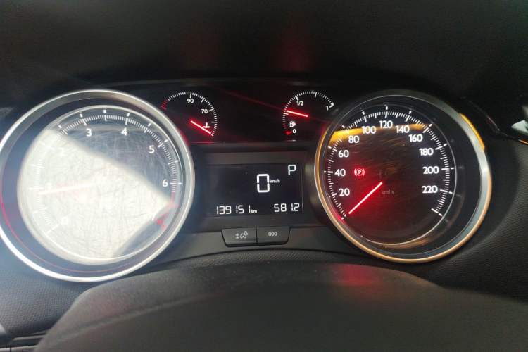 Used Peugeot 408 2015 1.2T Automatic Luxury Edition Instrument Cluster