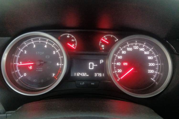 Used Peugeot 408 2015 1.2T Automatic Luxury Edition Instrument Cluster