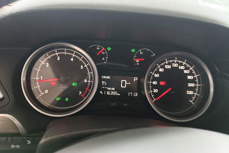 Used Peugeot 408 2015 1.2T Automatic Luxury Edition Instrument Cluster