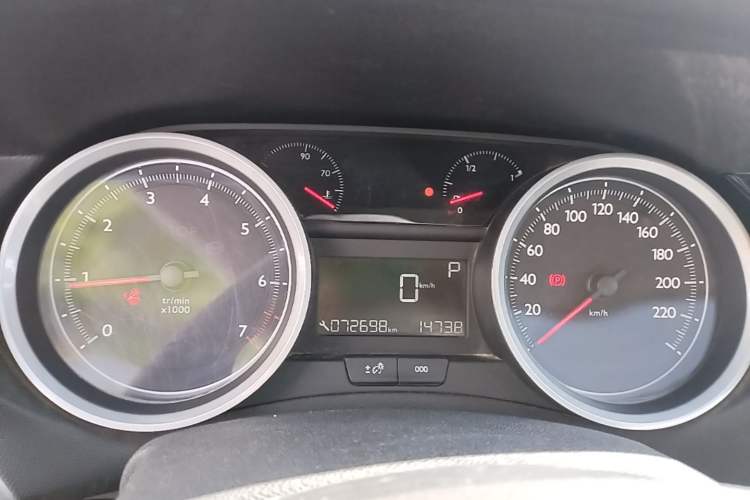 Used Peugeot 408 2015 1.2T Automatic Luxury Edition Instrument Cluster