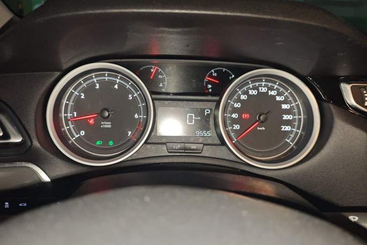 Used Peugeot 408 2015 1.2T Automatic Luxury Edition Instrument Cluster
