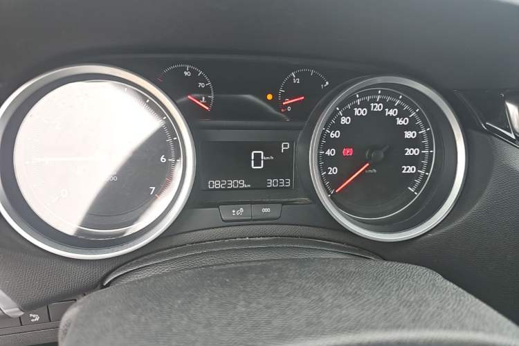 Used Peugeot 408 2015 1.2T Automatic Luxury Edition Instrument Cluster