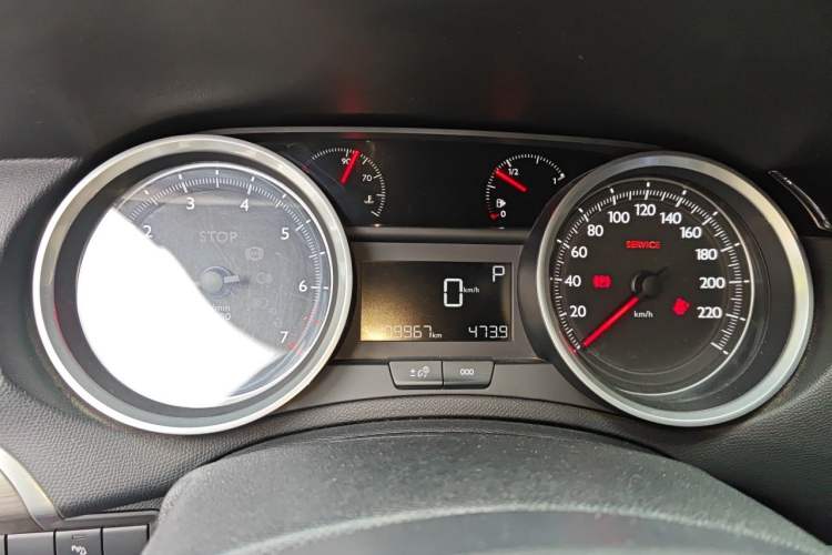 Used Peugeot 408 2015 1.2T Automatic Luxury Edition Instrument Cluster