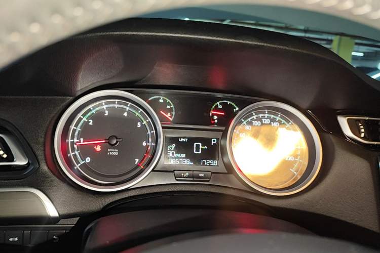 Used Peugeot 408 2015 1.2T Automatic Luxury Edition Instrument Cluster