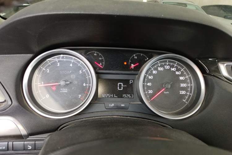 Used Peugeot 408 2015 1.2T Automatic Luxury Edition Instrument Cluster