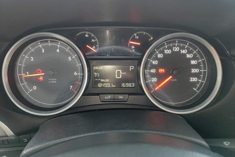 Used Peugeot 408 2015 1.2T Automatic Luxury Edition Instrument Cluster