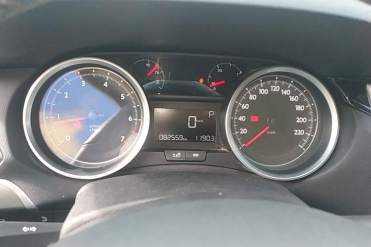 Used Peugeot 408 2015 1.2T Automatic Luxury Edition Instrument Cluster