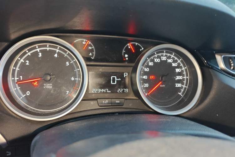 Used Peugeot 408 2015 1.2T Automatic Luxury Edition Instrument Cluster