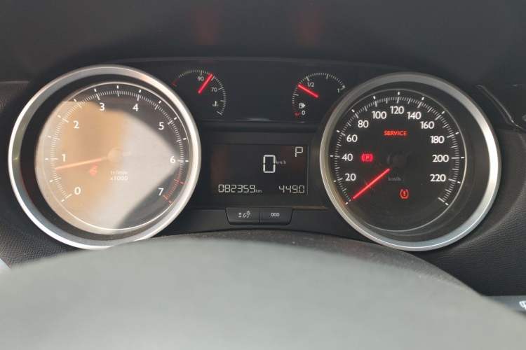Used Peugeot 408 2015 1.2T Automatic Luxury Edition Instrument Cluster