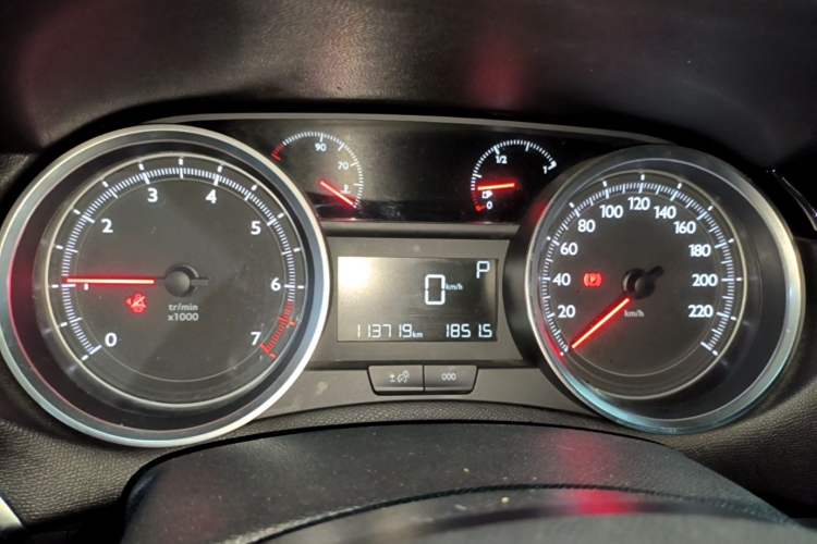 Used Peugeot 408 2015 1.2T Automatic Luxury Edition Instrument Cluster