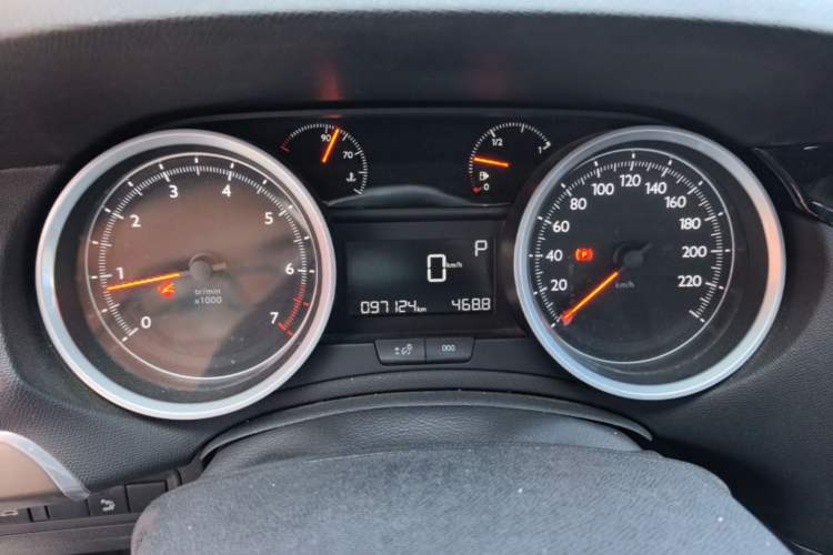 Used Peugeot 408 2015 1.2T Automatic Glory Edition Instrument Cluster