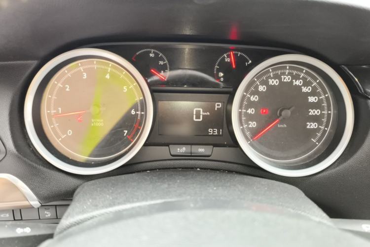 Used Peugeot 408 2015 1.2T Automatic Luxury Edition Instrument Cluster