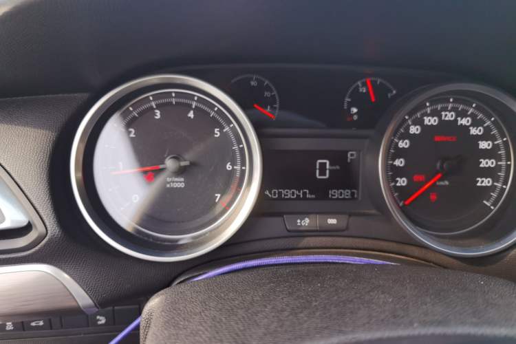 Used Peugeot 408 2015 1.2T Automatic Luxury Edition Instrument Cluster