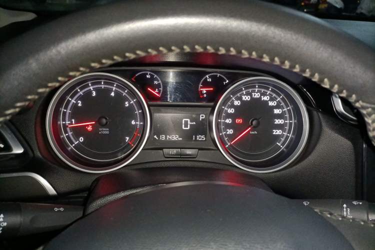 Used Peugeot 408 2015 1.2T Automatic Luxury Edition Instrument Cluster