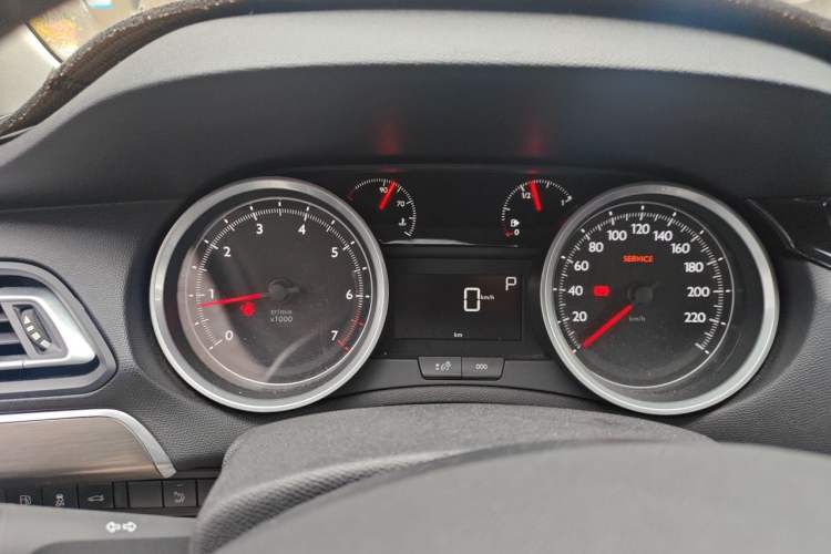 Used Peugeot 408 2015 1.2T Automatic Luxury Edition Instrument Cluster