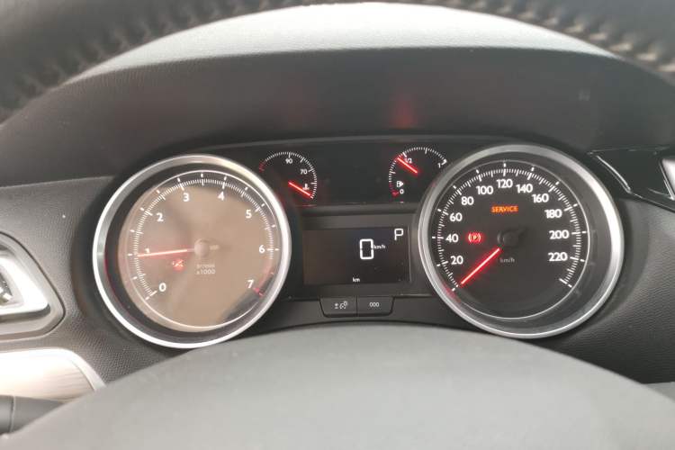 Used Peugeot 408 2015 1.2T Automatic Luxury Edition Instrument Cluster