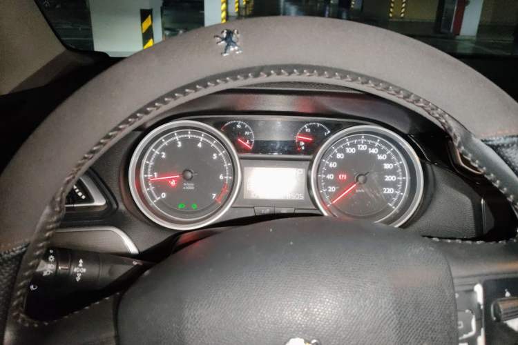 Used Peugeot 408 2015 1.2T Automatic Luxury Edition Instrument Cluster