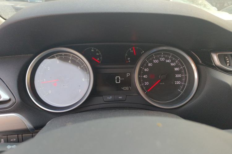 Used Peugeot 408 2015 1.2T Automatic Luxury Edition Instrument Cluster