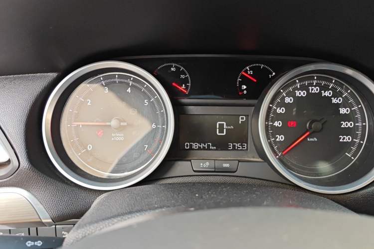 Used Peugeot 408 2015 1.2T Automatic Luxury Edition Instrument Cluster