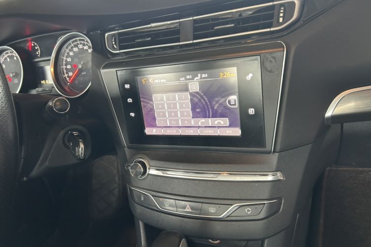 Used Peugeot 408 2015 1.2T Automatic Luxury Edition Interior 2