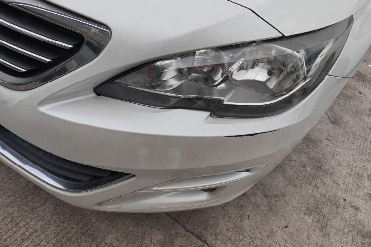 Used Peugeot 408 2015 1.2T Automatic Luxury Edition Left Front Headlight