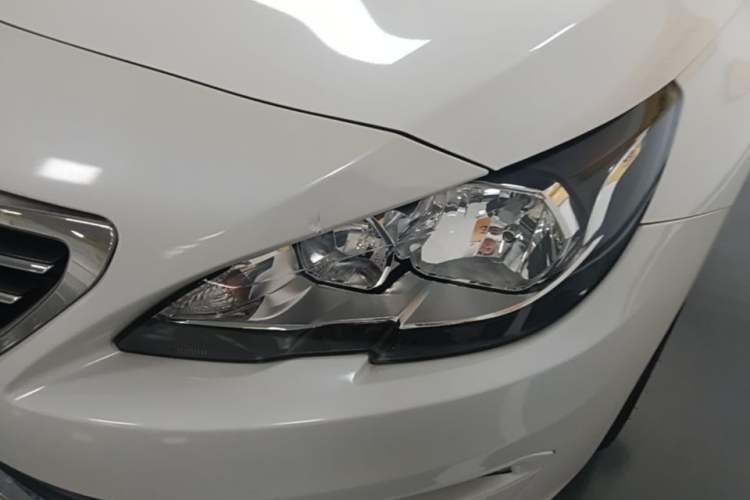 Used Peugeot 408 2015 1.2T Automatic Luxury Edition Left Front Headlight