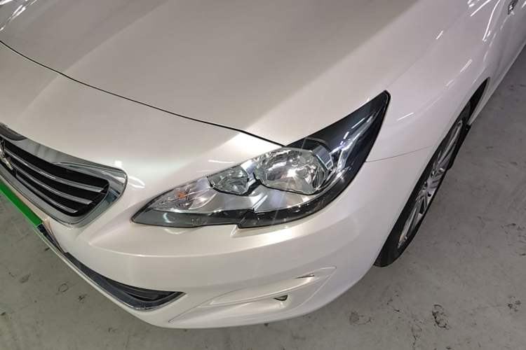Used Peugeot 408 2015 1.2T Automatic Luxury Edition Left Front Headlight