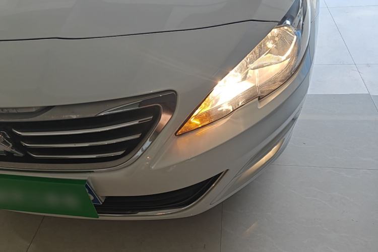 Used Peugeot 408 2015 1.2T Automatic Luxury Edition Left Front Headlight