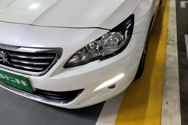 Used Peugeot 408 2015 1.2T Automatic Luxury Edition Left Front Headlight