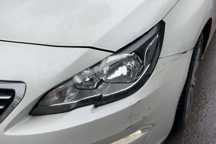 Used Peugeot 408 2015 1.2T Automatic Luxury Edition Left Front Headlight