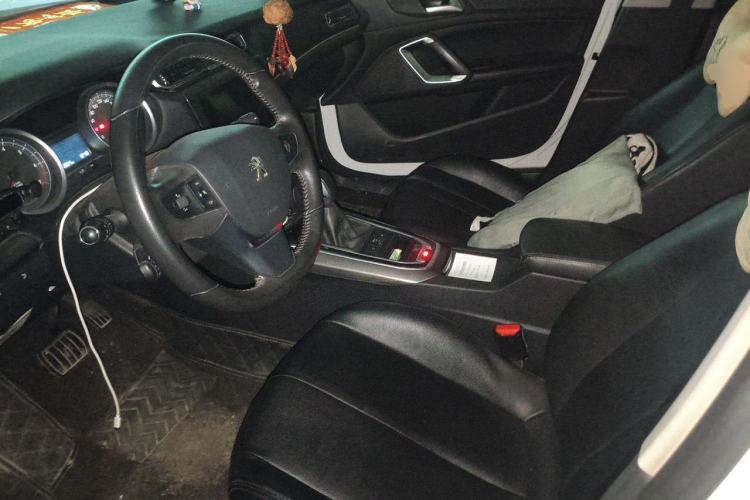 Used Peugeot 408 2015 1.2T Automatic Luxury Edition Left Front Seat