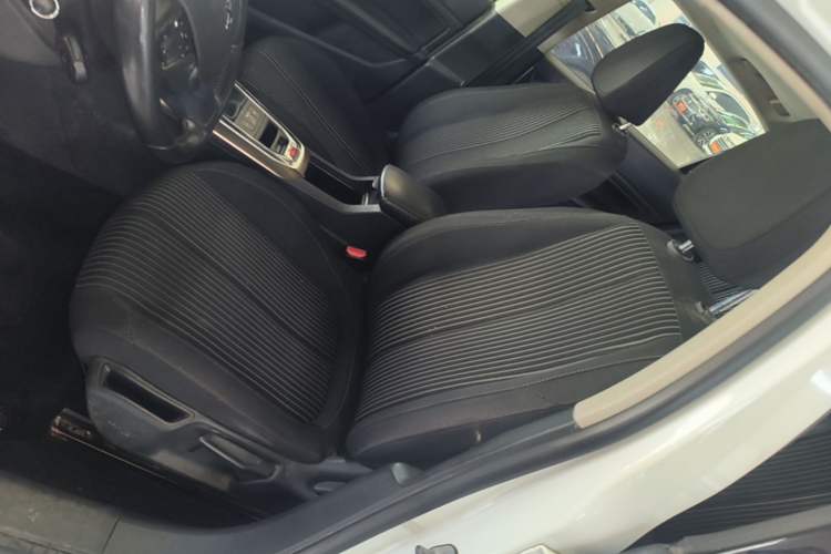 Used Peugeot 408 2015 1.2T Automatic Luxury Edition Left Front Seat
