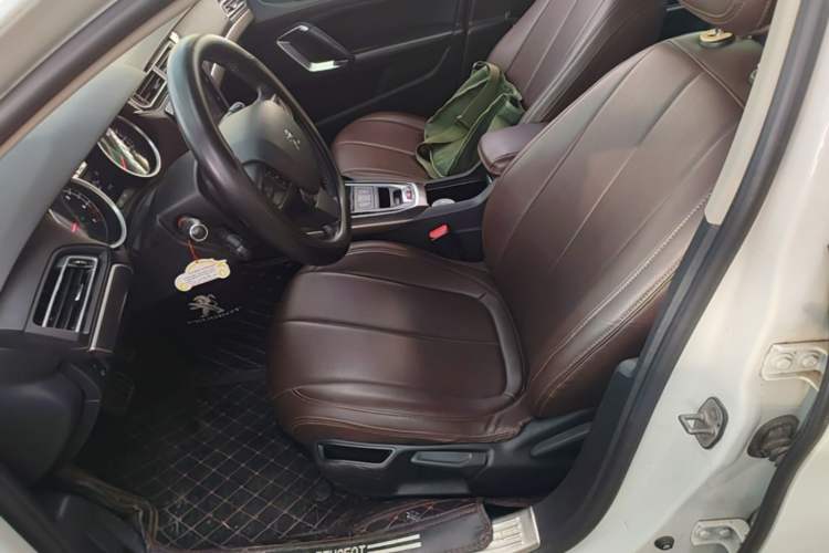 Used Peugeot 408 2015 1.2T Automatic Luxury Edition Left Front Seat