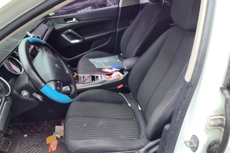 Used Peugeot 408 2015 1.2T Automatic Luxury Edition Left Front Seat