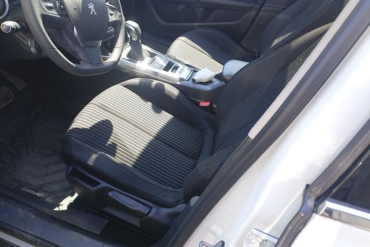 Used Peugeot 408 2015 1.2T Automatic Luxury Edition Left Front Seat