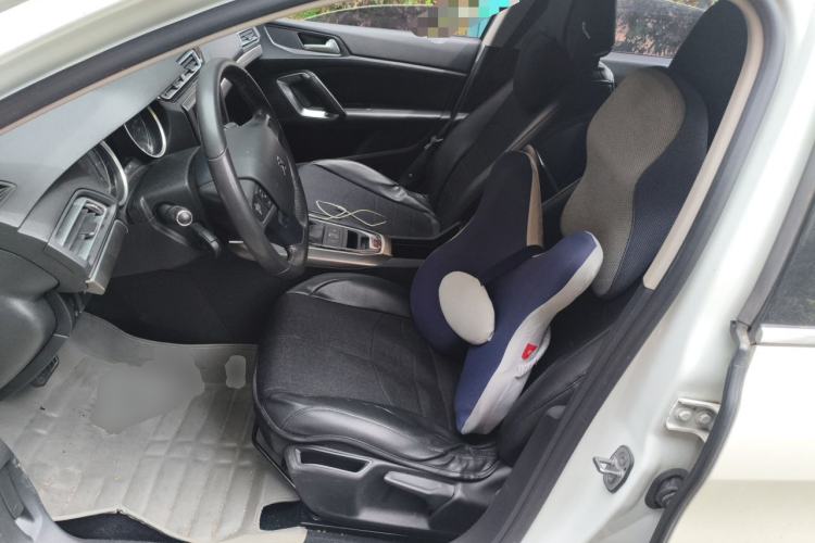 Used Peugeot 408 2015 1.2T Automatic Luxury Edition Left Front Seat
