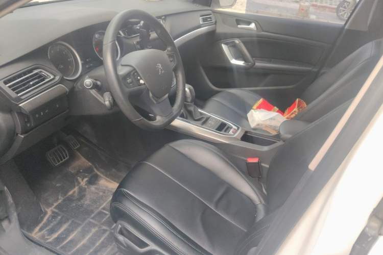 Used Peugeot 408 2015 1.2T Automatic Luxury Edition Left Front Seat
