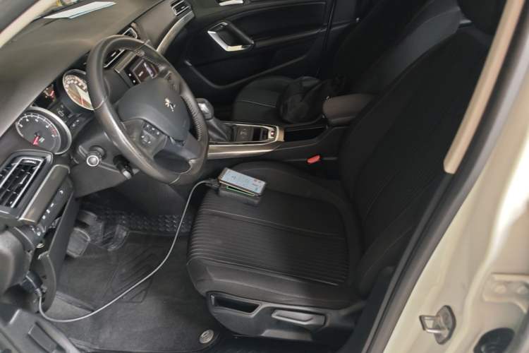 Used Peugeot 408 2015 1.2T Automatic Luxury Edition Left Front Seat
