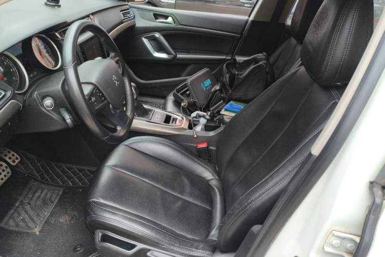Used Peugeot 408 2015 1.2T Automatic Luxury Edition Left Front Seat